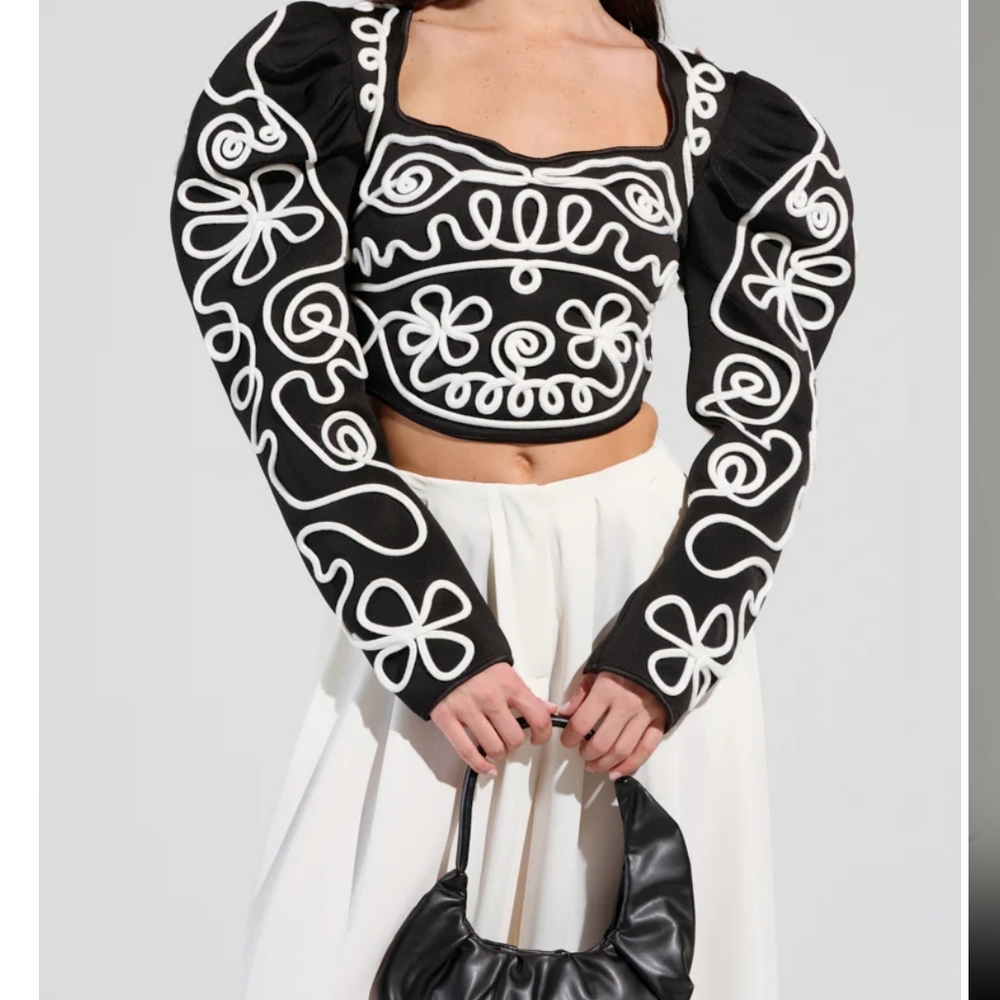 Black and White Embroidered Women's Top - Picture 3 of 3